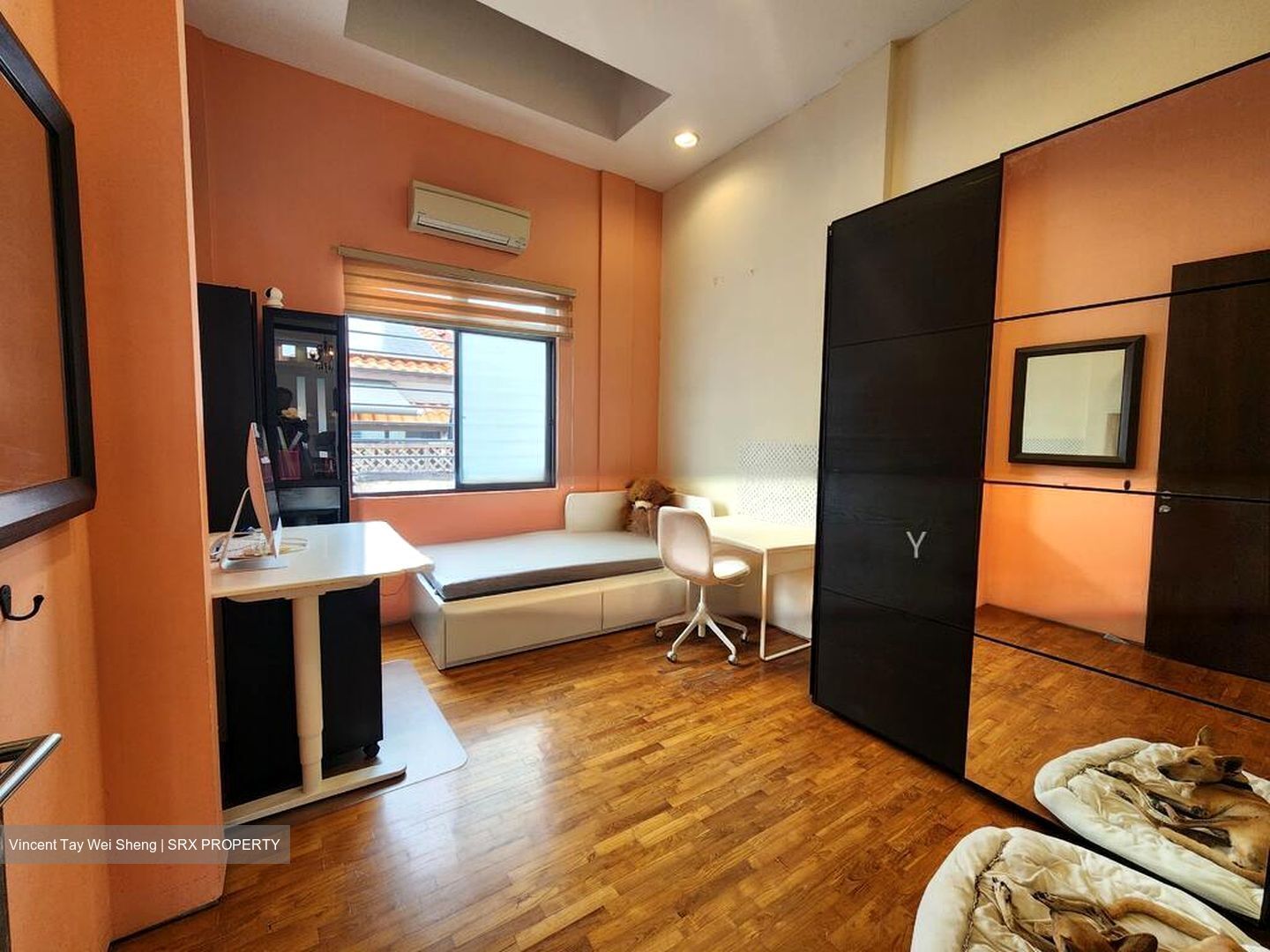 Opera Estate (D15), Terrace #503346741